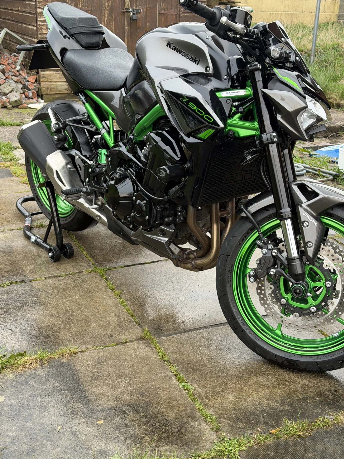 Front three-quarter view of a Kawasaki Z900